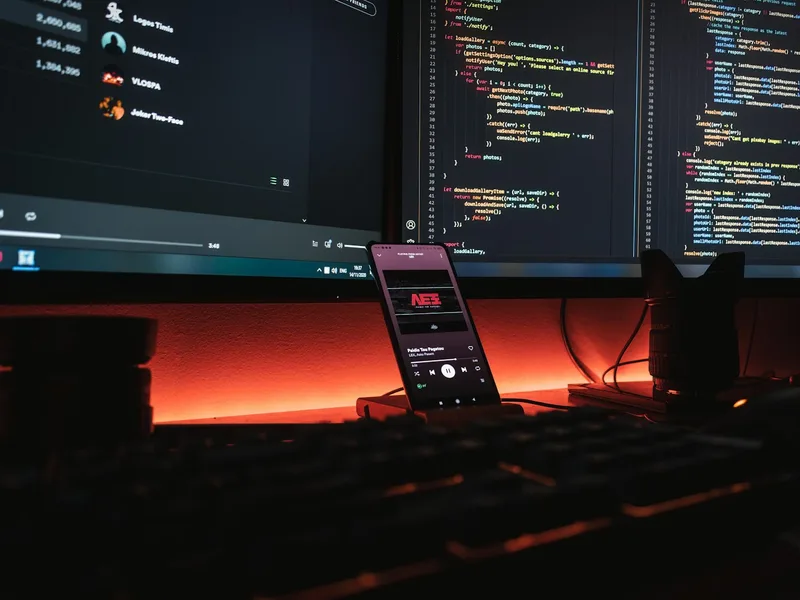 Internet Exchange Points (IXPs) Explained: How Networks Peer and Cut Costs